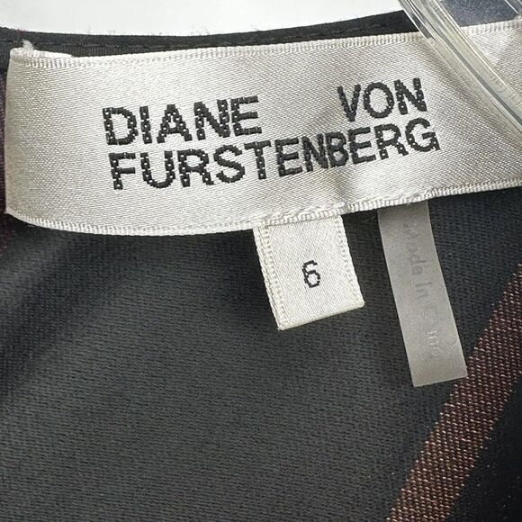 Diane Von Furstenberg Jumpsuit Size 6 Striped Sleeveless Ankle Wide Leg V Neck - Picture 8 of 9